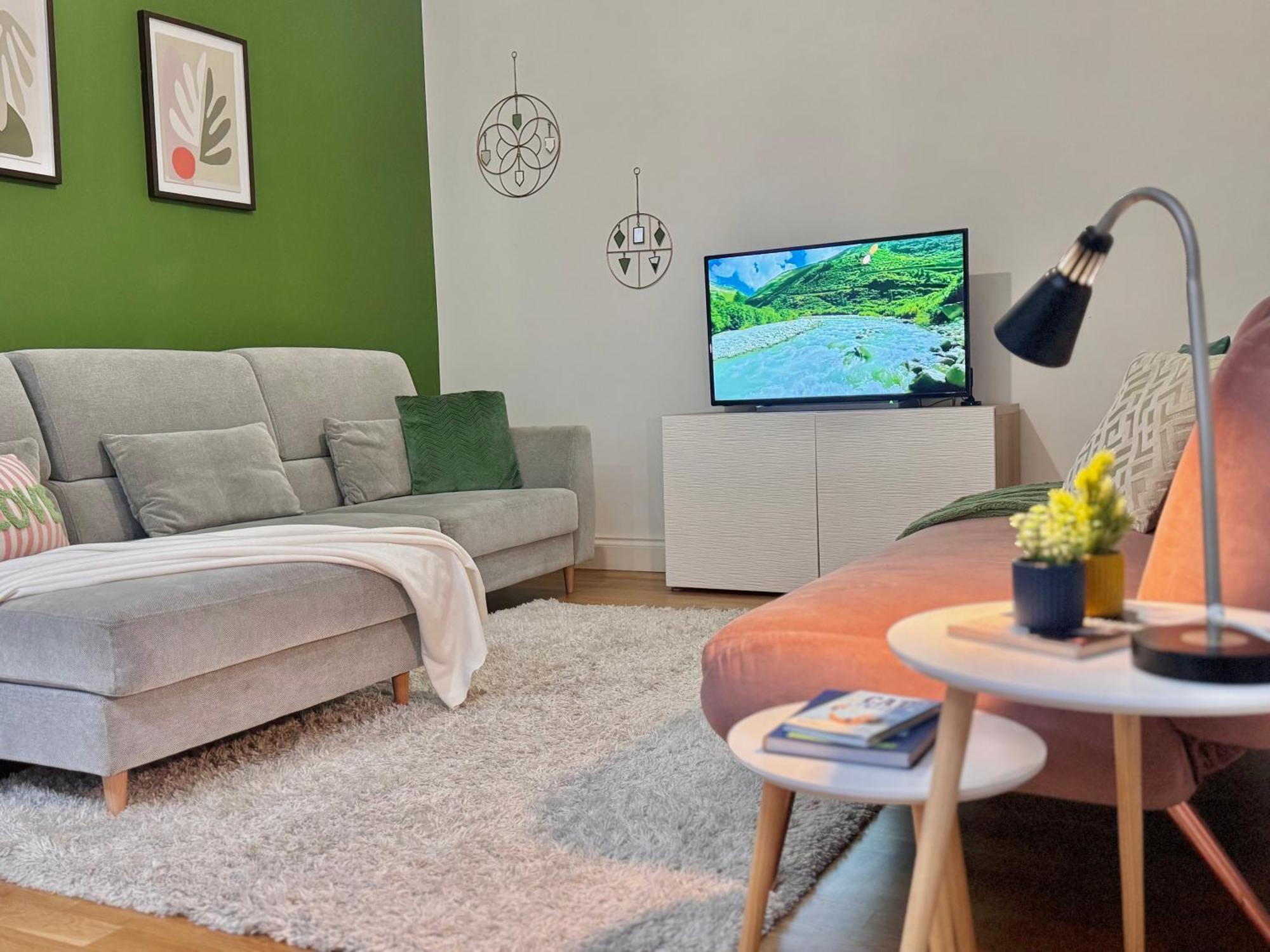 Modern 1-Bed Apt 30Min To Central London & Parking Kültér fotó