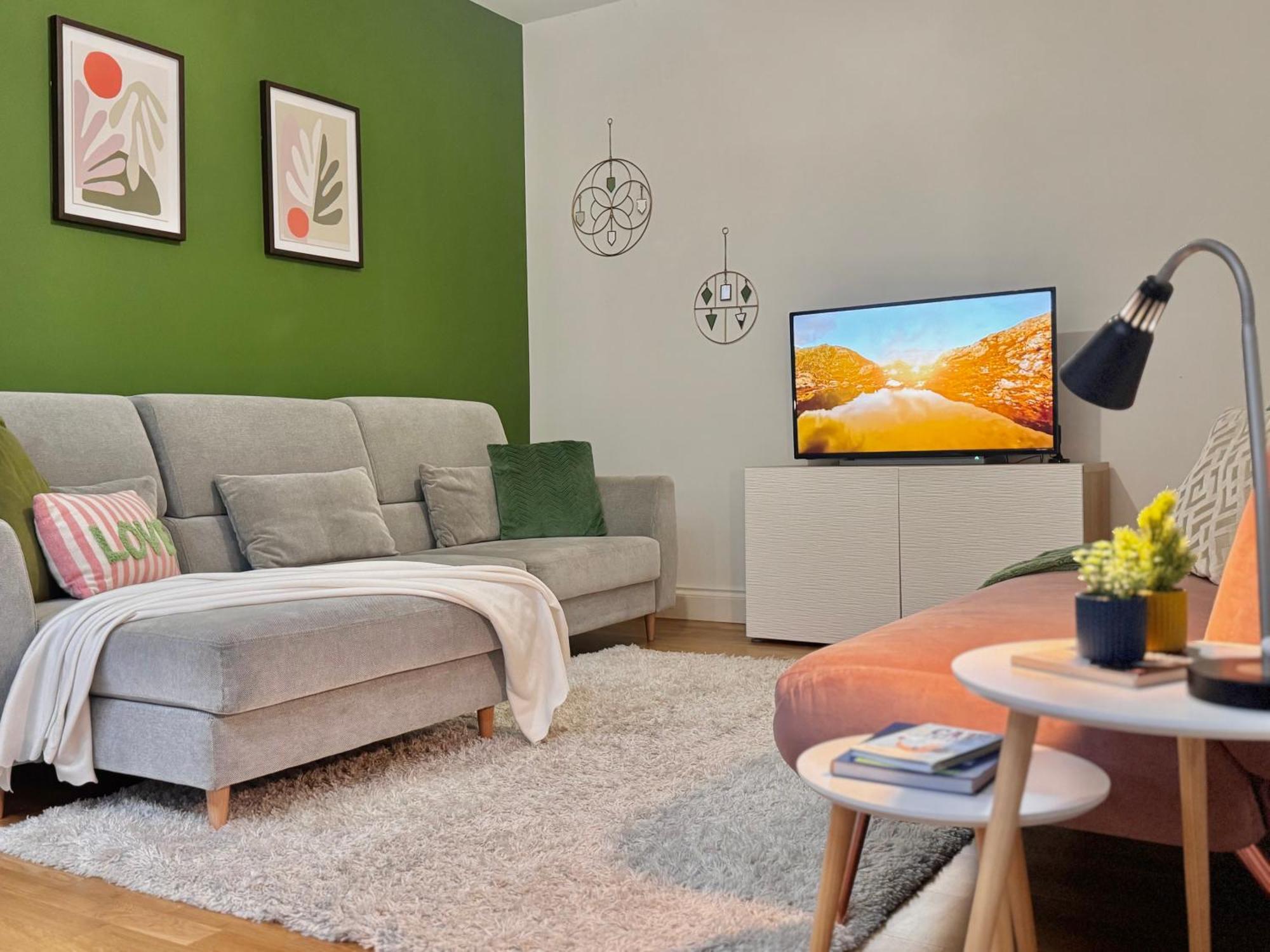Modern 1-Bed Apt 30Min To Central London & Parking Kültér fotó