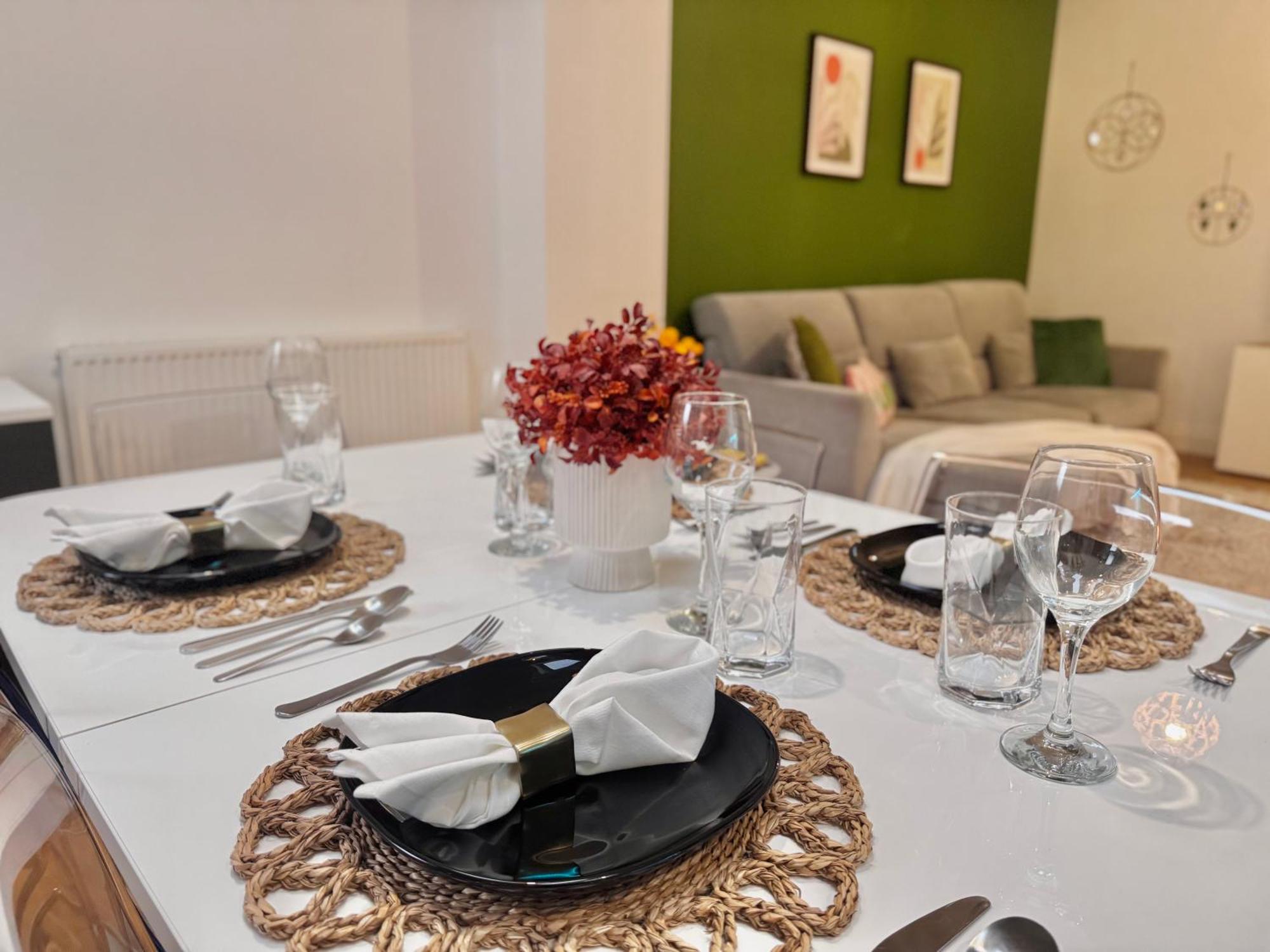 Modern 1-Bed Apt 30Min To Central London & Parking Kültér fotó