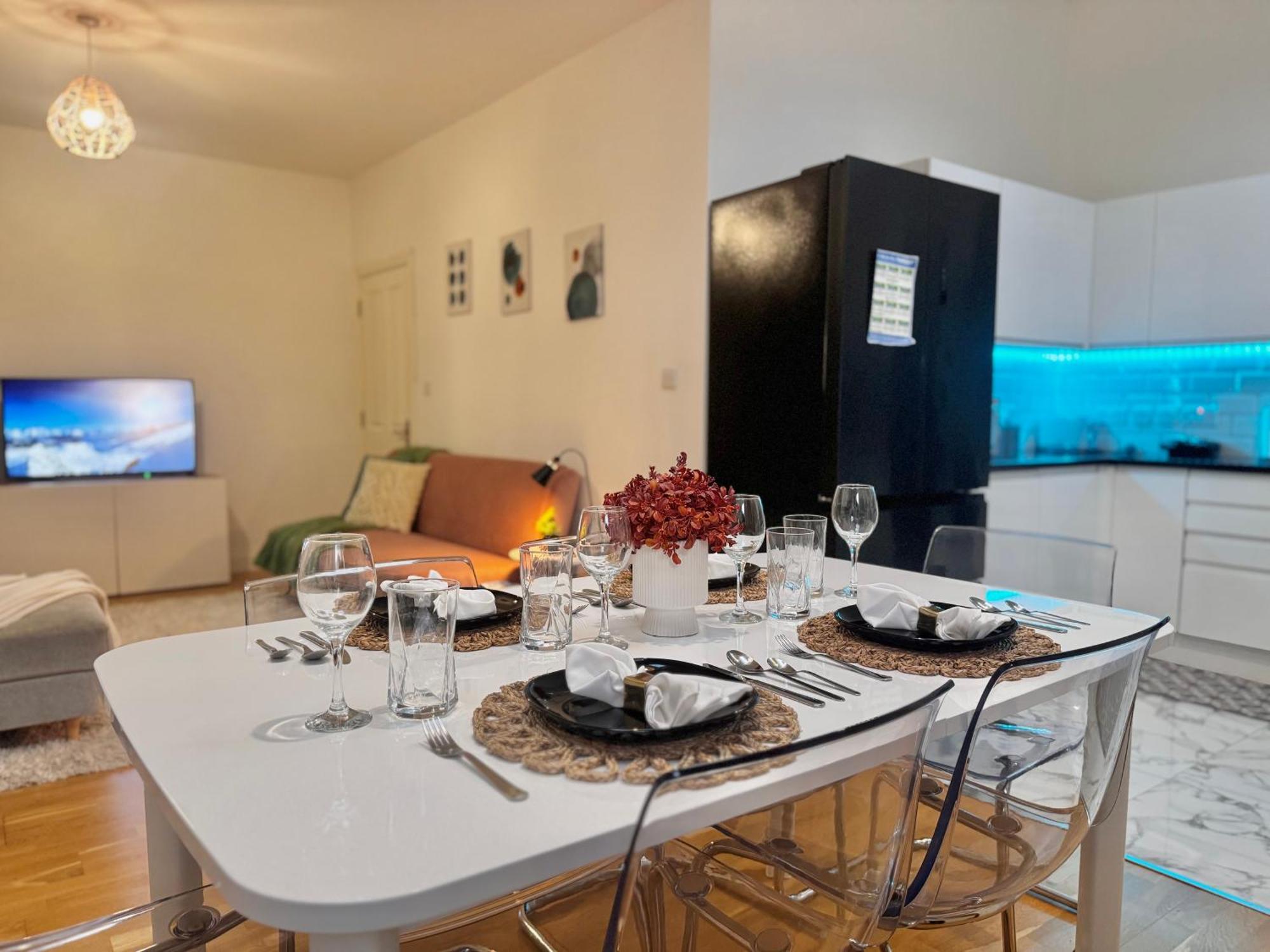Modern 1-Bed Apt 30Min To Central London & Parking Kültér fotó