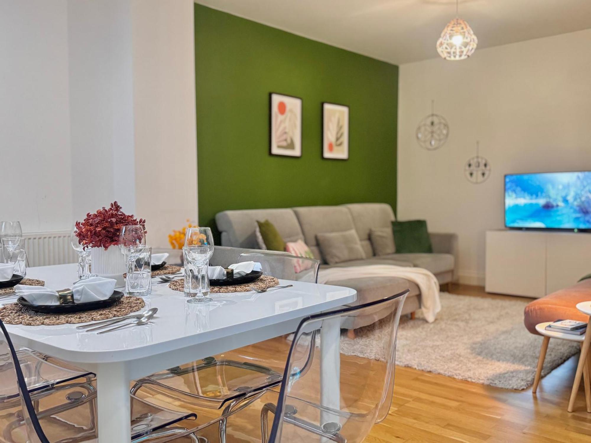 Modern 1-Bed Apt 30Min To Central London & Parking Kültér fotó